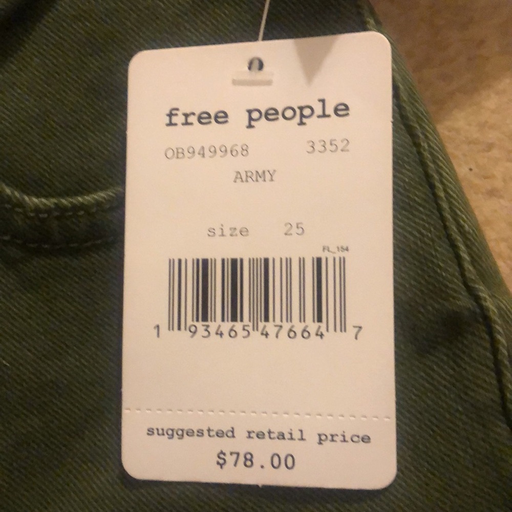 FREE PEOPLE / We The Free shorts - Picture 7 of 10